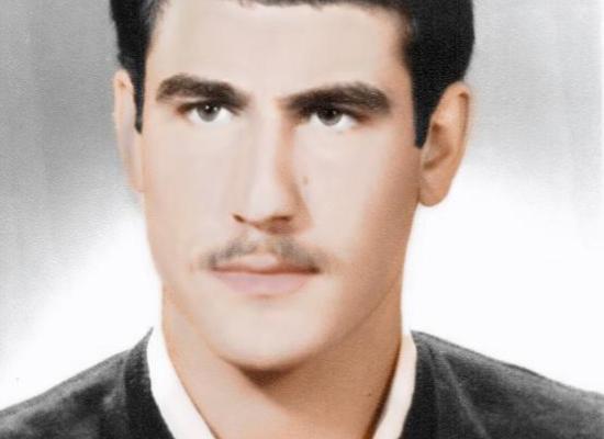 جمشید مومنی